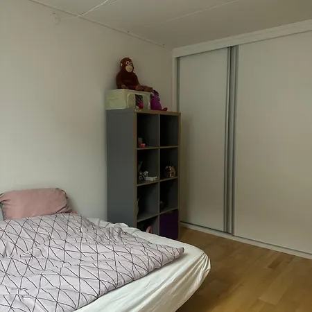 Townhouse With Free Parking Ålborg