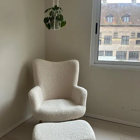 Apartamento Townhouse With Free Parking Ålborg